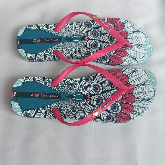 Ipanema‎ Peacock Thong Sandals Size 7 - Picture 1 of 6